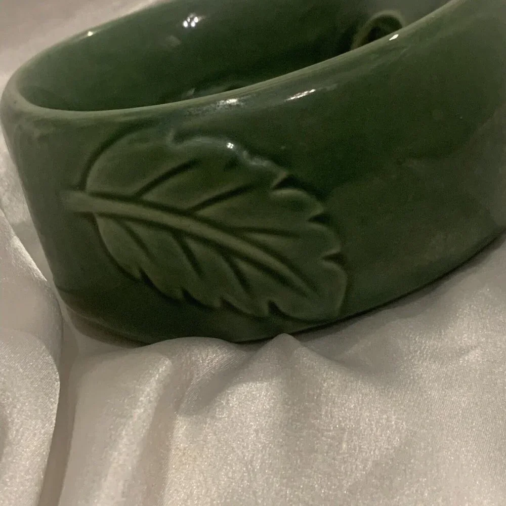 Vase. Bamboo Shoot. Round. Missing cylinder. 5.3